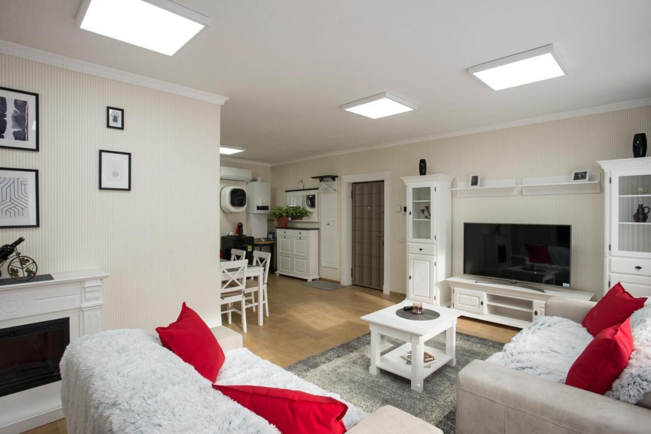 Lira Holiday Apartments Сату-Маре Экстерьер фото