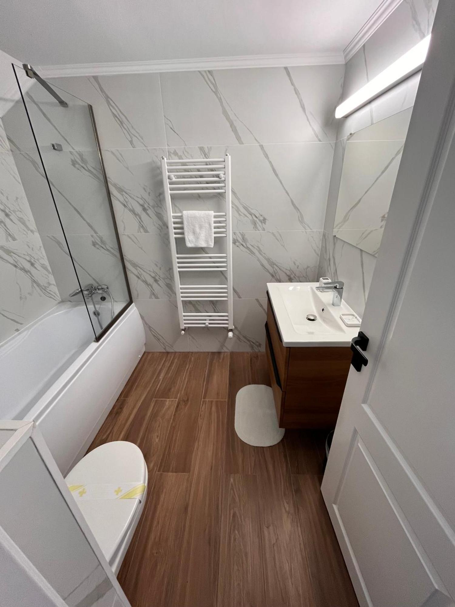 Lira Holiday Apartments Сату-Маре Экстерьер фото